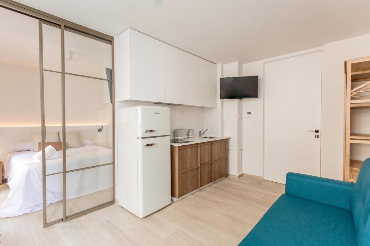 Pizarro By Seaward Suites Вильяхойоса Экстерьер фото